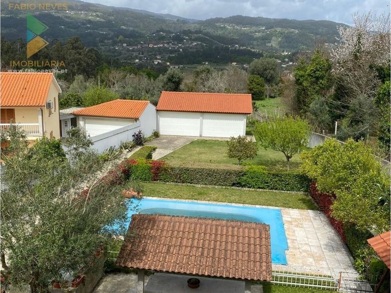 Villa for Sale in Gandra, Ponte De Lima, Portugal 5