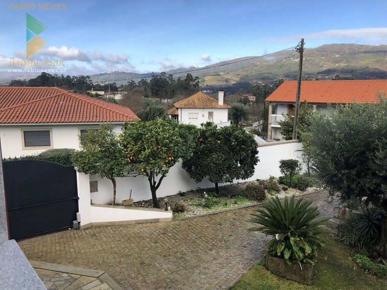 Villa for Sale in Gandra, Ponte De Lima, Portugal 25