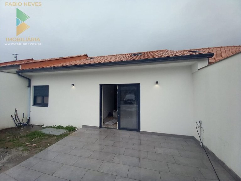 Villa for Sale in Fontão, Ponte De Lima, Portugal 5