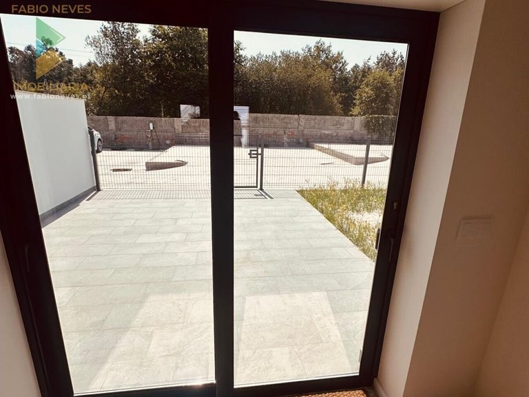 Villa for Sale in Fontão, Ponte De Lima, Portugal 8