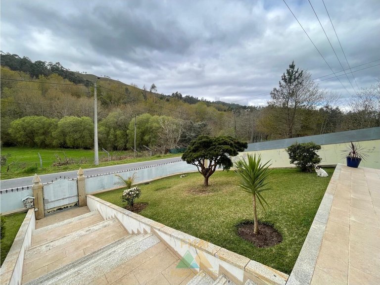 Villa for Sale in Rebordões (santa Maria), Ponte De Lima, Portugal 4