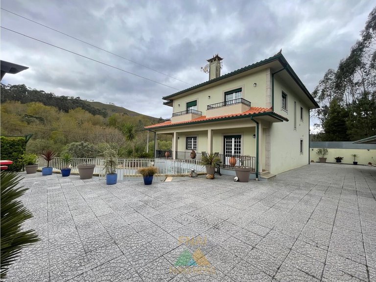 Villa for Sale in Rebordões (santa Maria), Ponte De Lima, Portugal 29