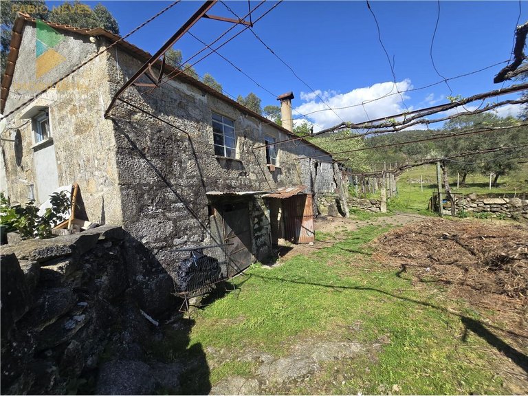 Villa for Sale in Gondoriz, Arcos De Valdevez, Portugal 3