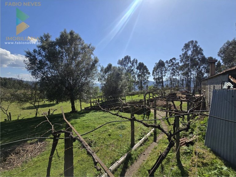 Villa for Sale in Gondoriz, Arcos De Valdevez, Portugal 6