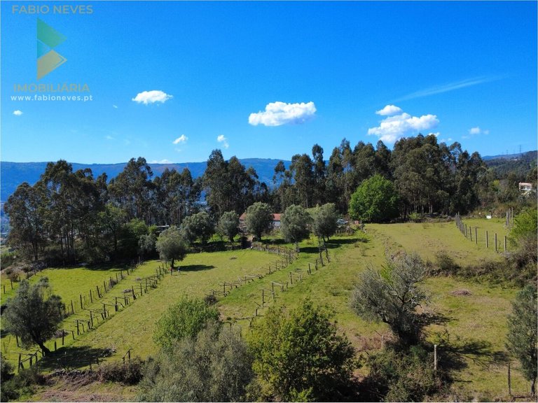 Villa for Sale in Gondoriz, Arcos De Valdevez, Portugal 11