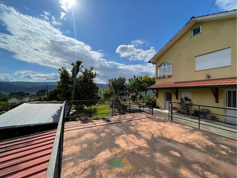 Villa for Sale in Couto, Arcos De Valdevez, Portugal 12