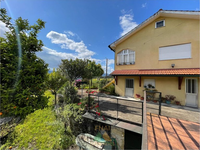 Villa for Sale in Couto, Arcos De Valdevez, Portugal 15