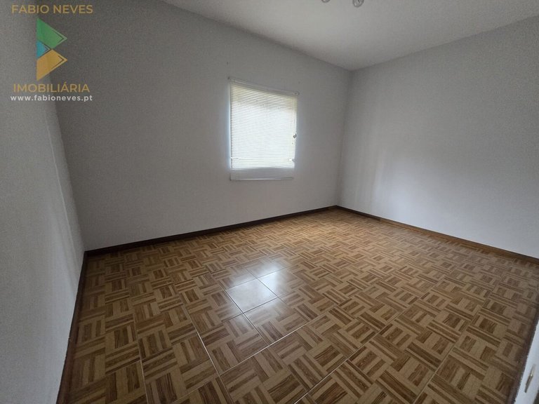 Villa for Sale in Santar, Arcos De Valdevez, Portugal 11