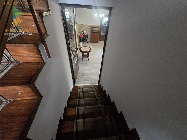 Villa for Sale in Santar, Arcos De Valdevez, Portugal 13
