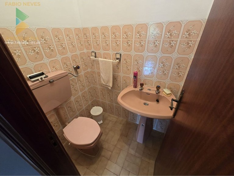 Villa for Sale in Santar, Arcos De Valdevez, Portugal 22