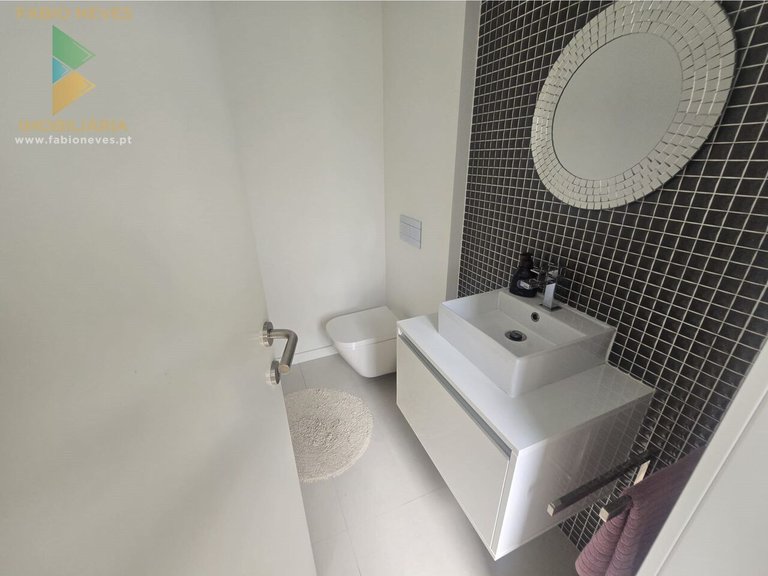 Villa for Sale in Guilhadeses, Arcos De Valdevez, Portugal 7