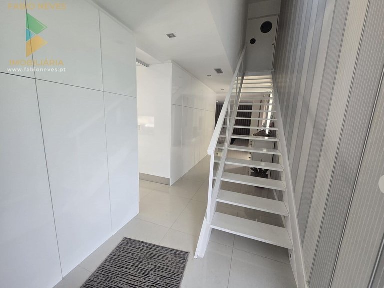 Villa for Sale in Guilhadeses, Arcos De Valdevez, Portugal 8