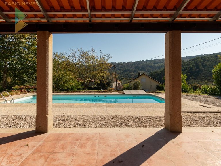 Villa for Sale in Beiral Do Lima, Ponte De Lima, Portugal 8