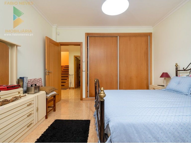 Villa for Sale in Fornelos E Queijada, Ponte De Lima, Portugal 10