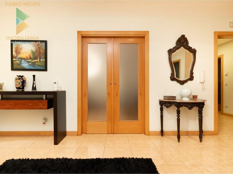 Villa for Sale in Fornelos E Queijada, Ponte De Lima, Portugal 12
