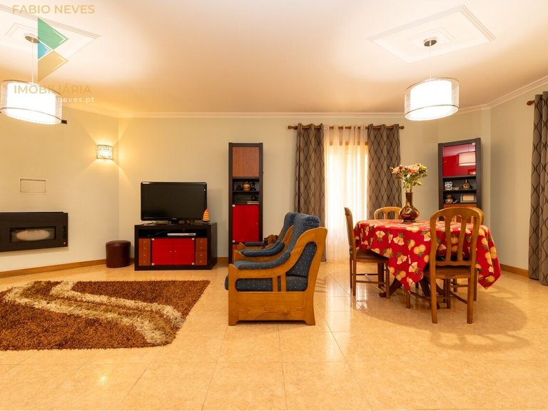 Villa for Sale in Fornelos E Queijada, Ponte De Lima, Portugal 19