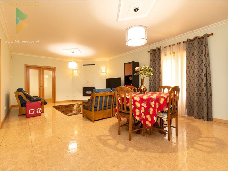 Villa for Sale in Fornelos E Queijada, Ponte De Lima, Portugal 21