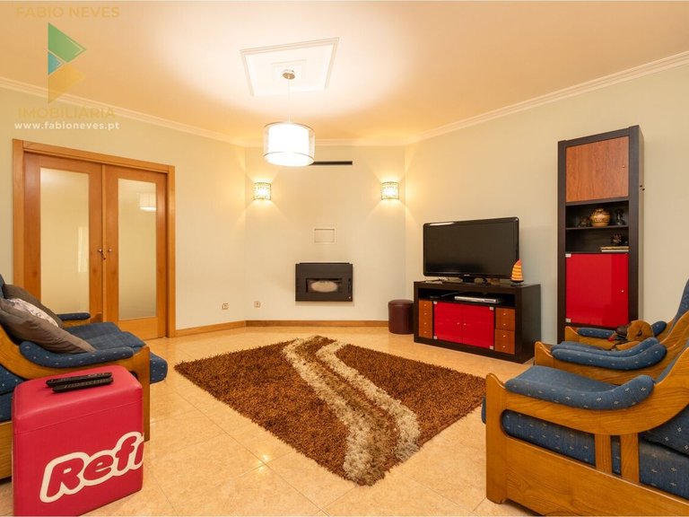 Villa for Sale in Fornelos E Queijada, Ponte De Lima, Portugal 23