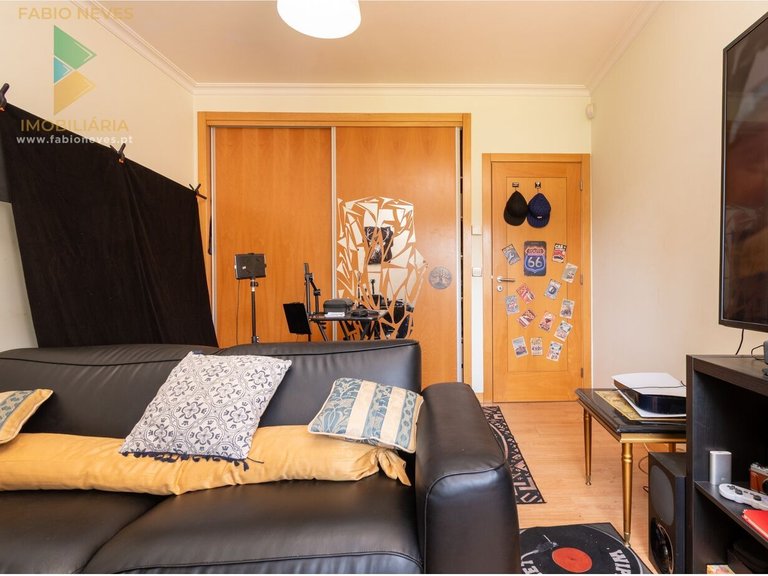Villa for Sale in Fornelos E Queijada, Ponte De Lima, Portugal 32