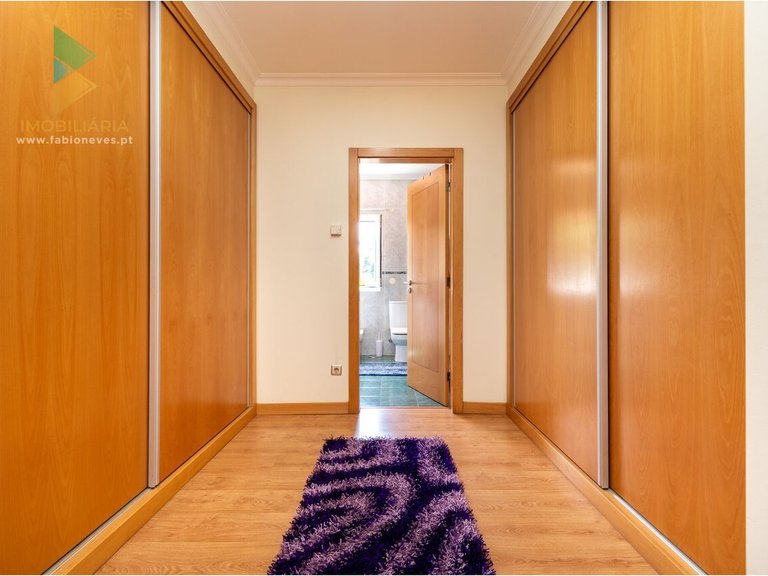 Villa for Sale in Fornelos E Queijada, Ponte De Lima, Portugal 36