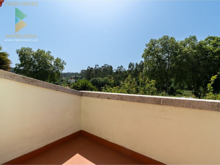 Villa for Sale in Fornelos E Queijada, Ponte De Lima, Portugal 39