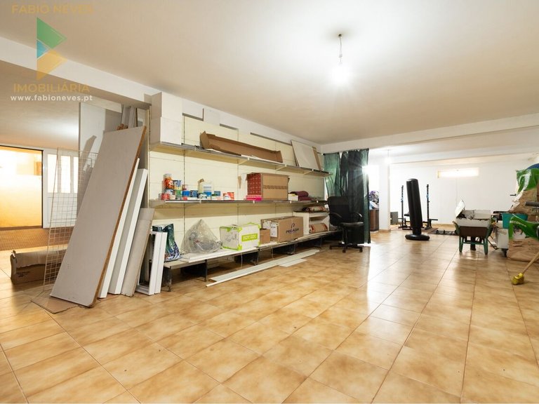 Villa for Sale in Fornelos E Queijada, Ponte De Lima, Portugal 40