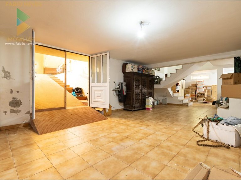 Villa for Sale in Fornelos E Queijada, Ponte De Lima, Portugal 42