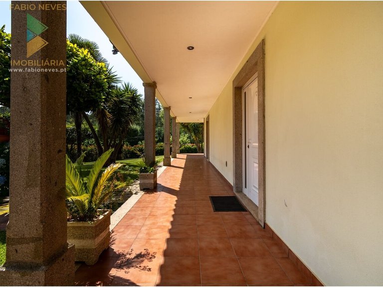 Villa for Sale in Fornelos E Queijada, Ponte De Lima, Portugal 47