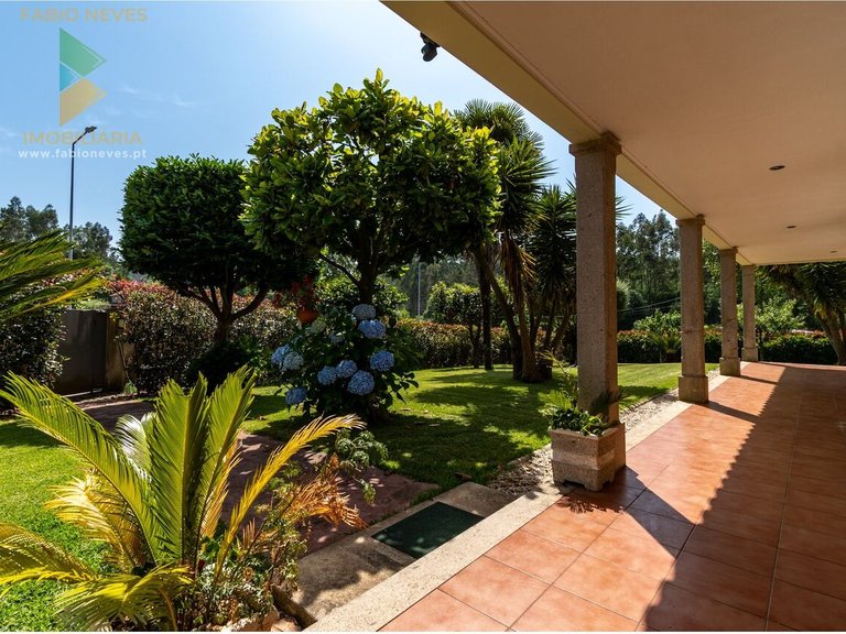 Villa for Sale in Fornelos E Queijada, Ponte De Lima, Portugal 48