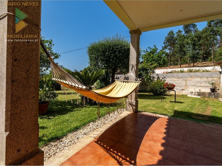 Villa for Sale in Fornelos E Queijada, Ponte De Lima, Portugal 5