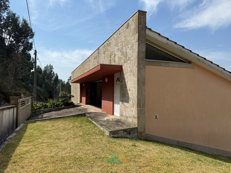 Villa for Sale in Cendufe, Arcos De Valdevez, Portugal 12