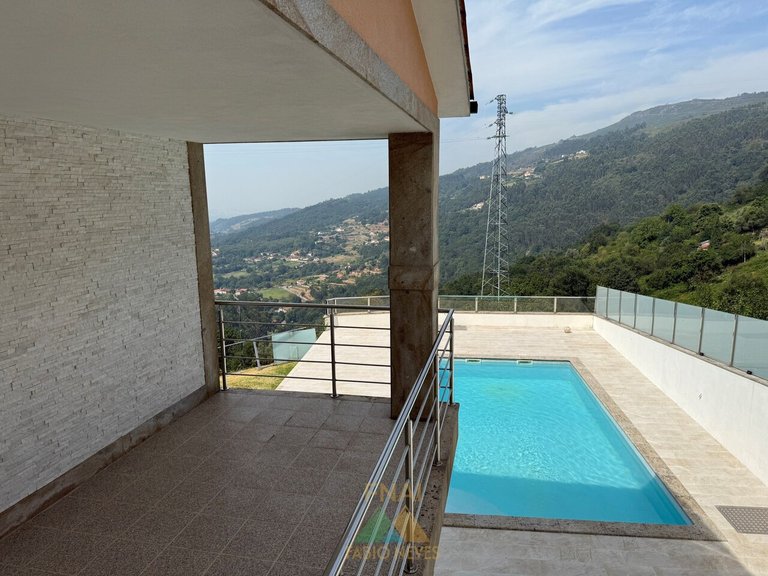 Villa for Sale in Cendufe, Arcos De Valdevez, Portugal 14
