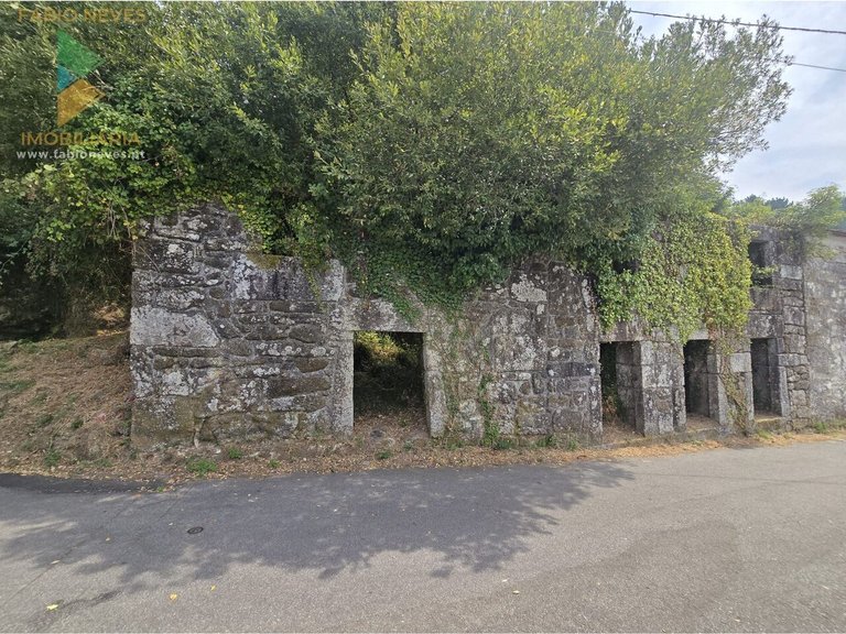 Villa for Sale in Ázere, Arcos De Valdevez, Portugal 2