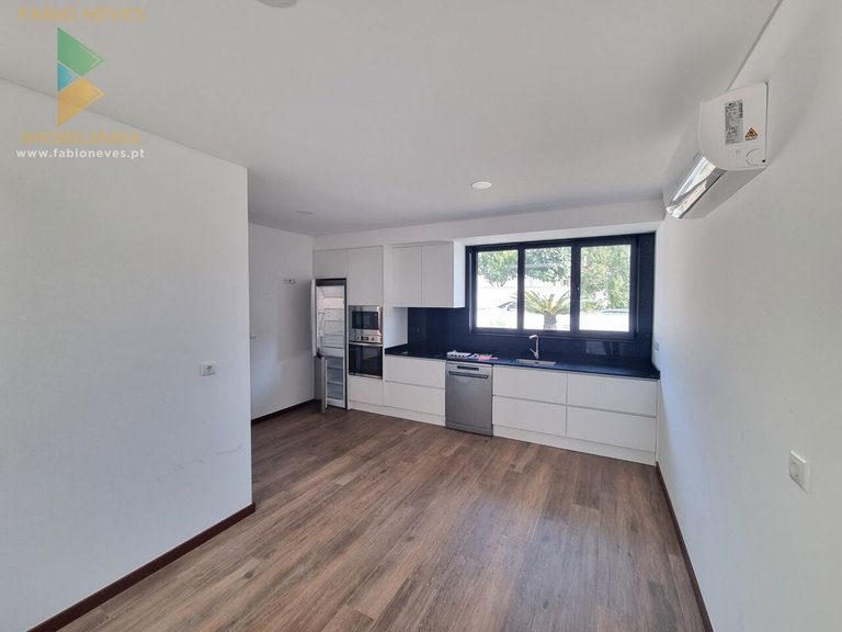 Villa for Sale in Seara, Ponte De Lima, Portugal 6