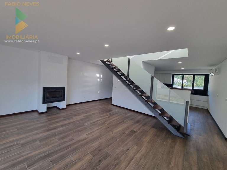 Villa for Sale in Seara, Ponte De Lima, Portugal 5