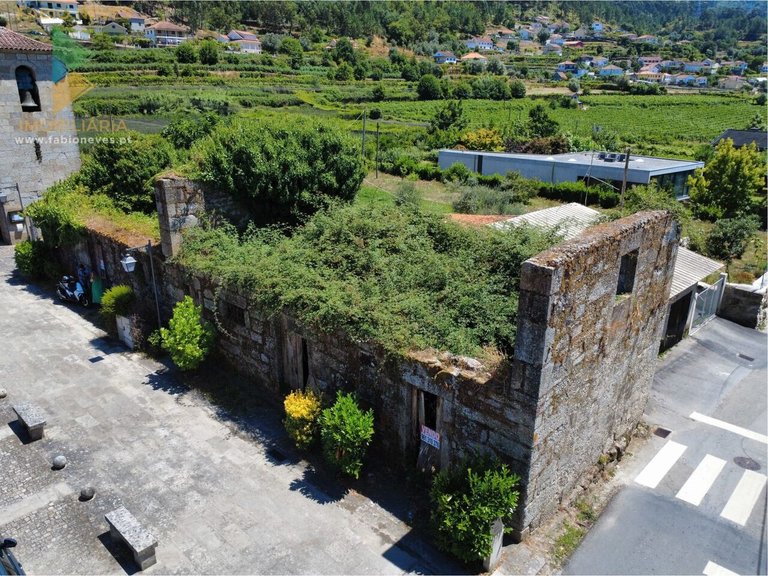 Villa for Sale in Vila Nova De Muía, Ponte Da Barca, Portugal 7