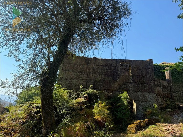 Villa for Sale in Vale, Arcos De Valdevez, Portugal 14