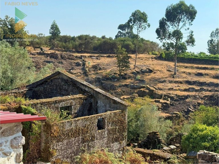 Villa for Sale in Vale, Arcos De Valdevez, Portugal 17