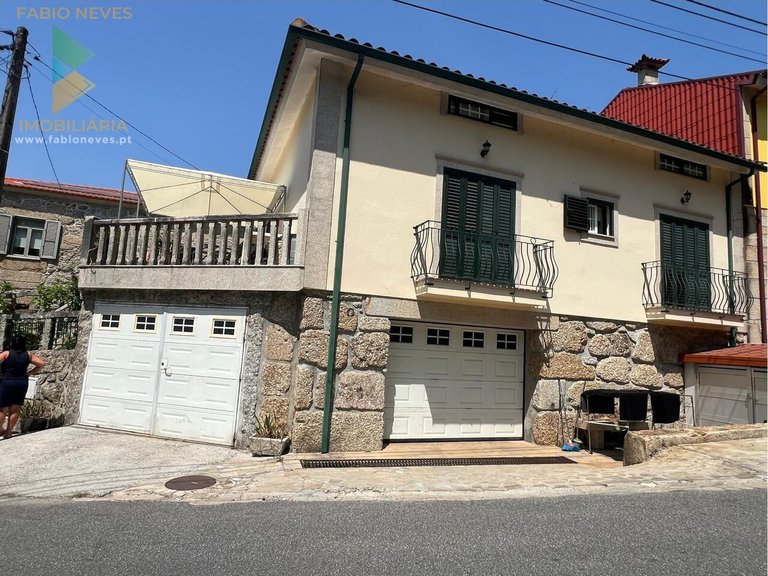 Villa for Sale in União Das Freguesias De Arcos De Valdevez (são Paio) E Giela, Arcos De Valdevez, Portugal 2