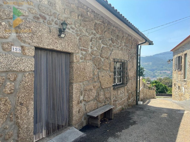Villa for Sale in União Das Freguesias De Arcos De Valdevez (são Paio) E Giela, Arcos De Valdevez, Portugal 3