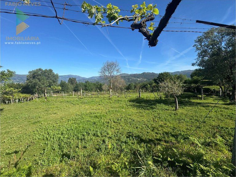 Villa for Sale in Ázere, Arcos De Valdevez, Portugal 3