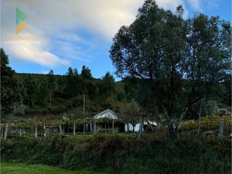 Villa for Sale in Ázere, Arcos De Valdevez, Portugal 10