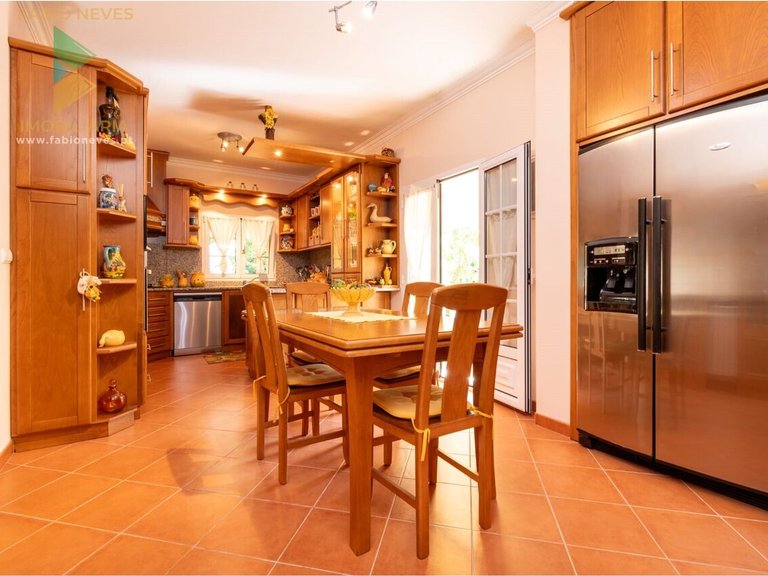 Villa for Sale in Refóios Do Lima, Ponte De Lima, Portugal 10