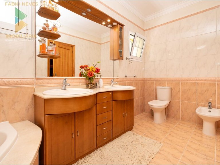 Villa for Sale in Refóios Do Lima, Ponte De Lima, Portugal 34