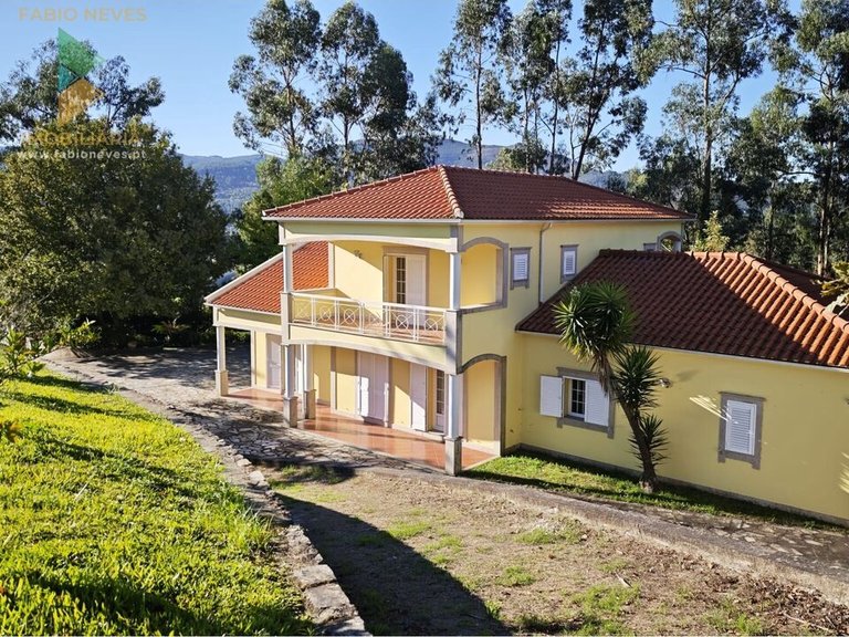 Villa for Sale in Refóios Do Lima, Ponte De Lima, Portugal 5