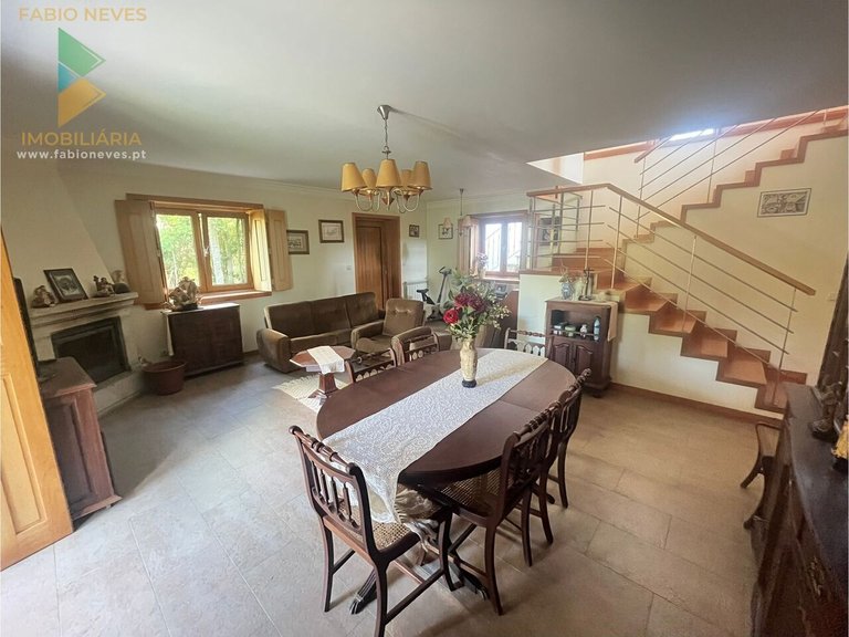 Villa for Sale in Lanheses, Viana Do Castelo, Portugal 17