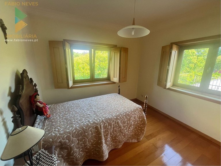 Villa for Sale in Lanheses, Viana Do Castelo, Portugal 27