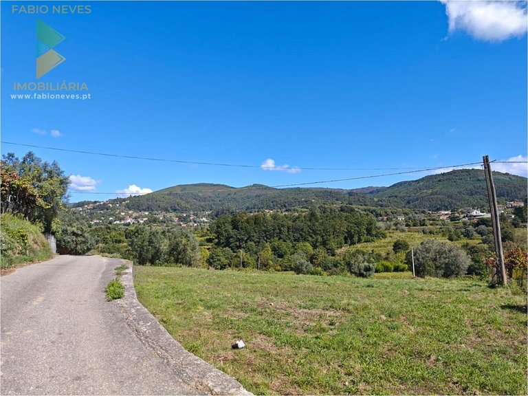 Villa for Sale in Labruja, Ponte De Lima, Portugal 6