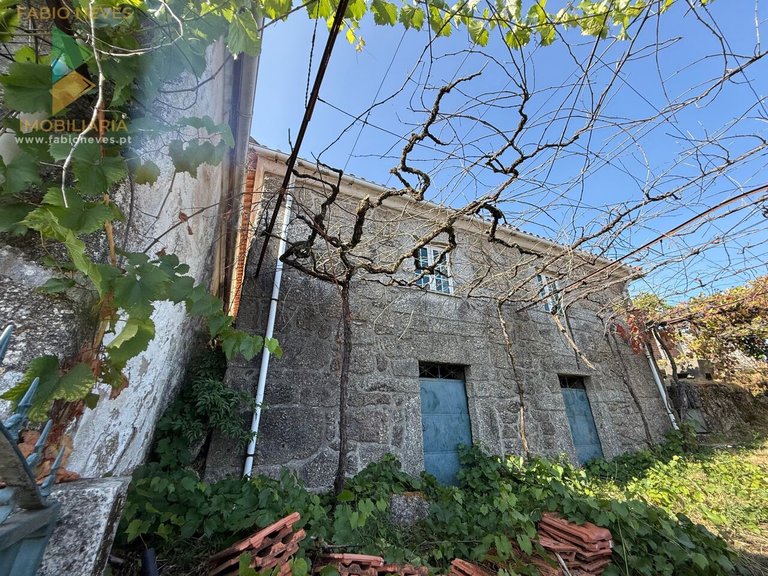 Villa for Sale in Senharei, Arcos De Valdevez, Portugal 5