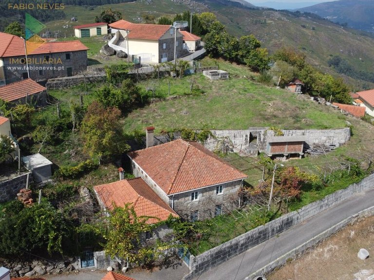 Villa for Sale in Senharei, Arcos De Valdevez, Portugal 7